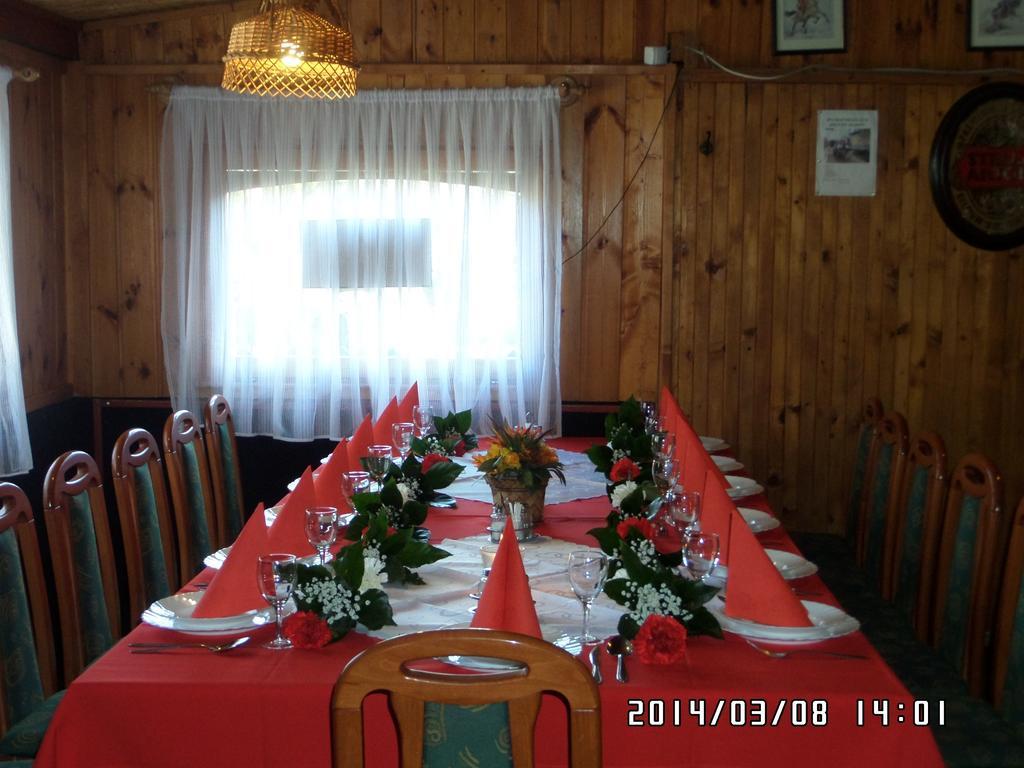 Taltos Vendeghaz Bed & Breakfast Szilvasvarad Exterior photo