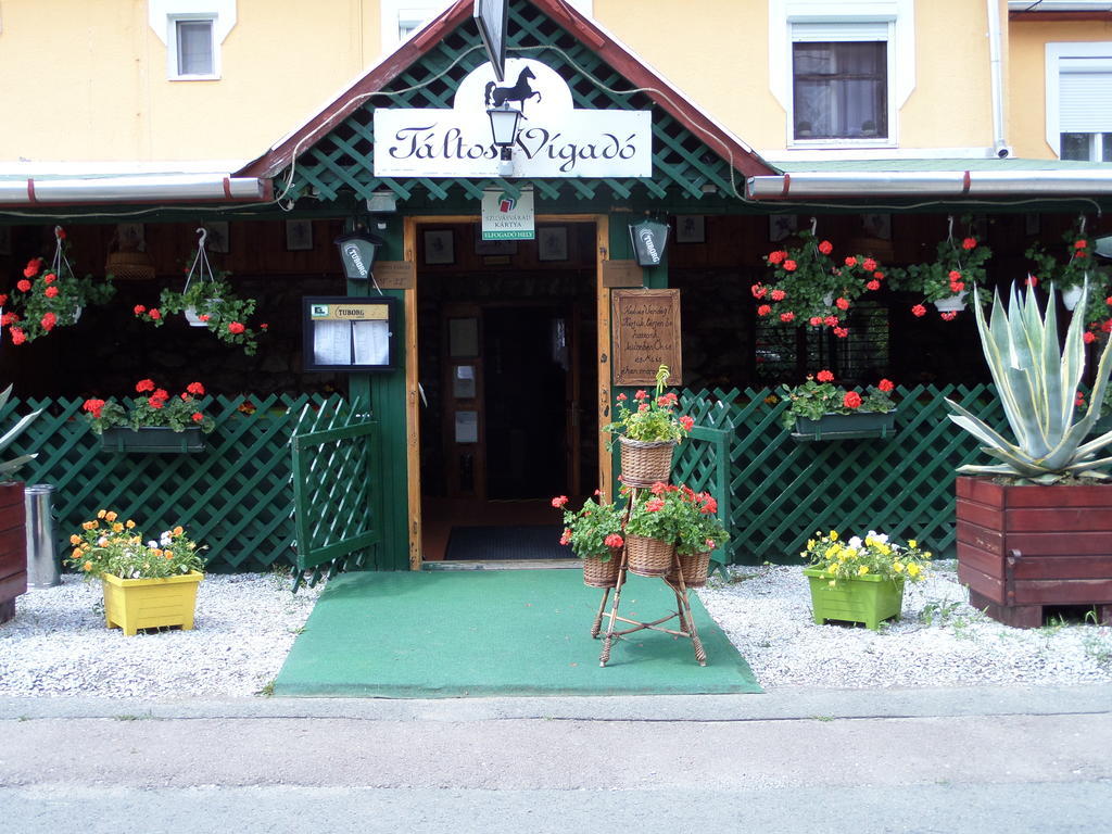Taltos Vendeghaz Bed & Breakfast Szilvasvarad Exterior photo