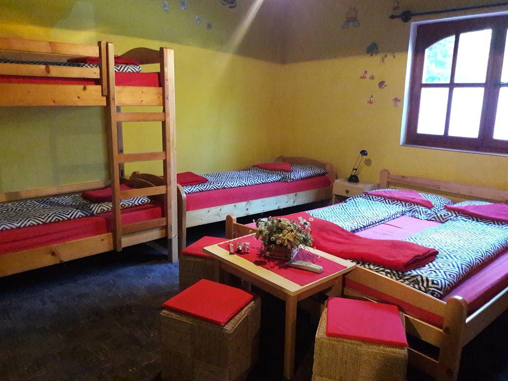Taltos Vendeghaz Bed & Breakfast Szilvasvarad Exterior photo
